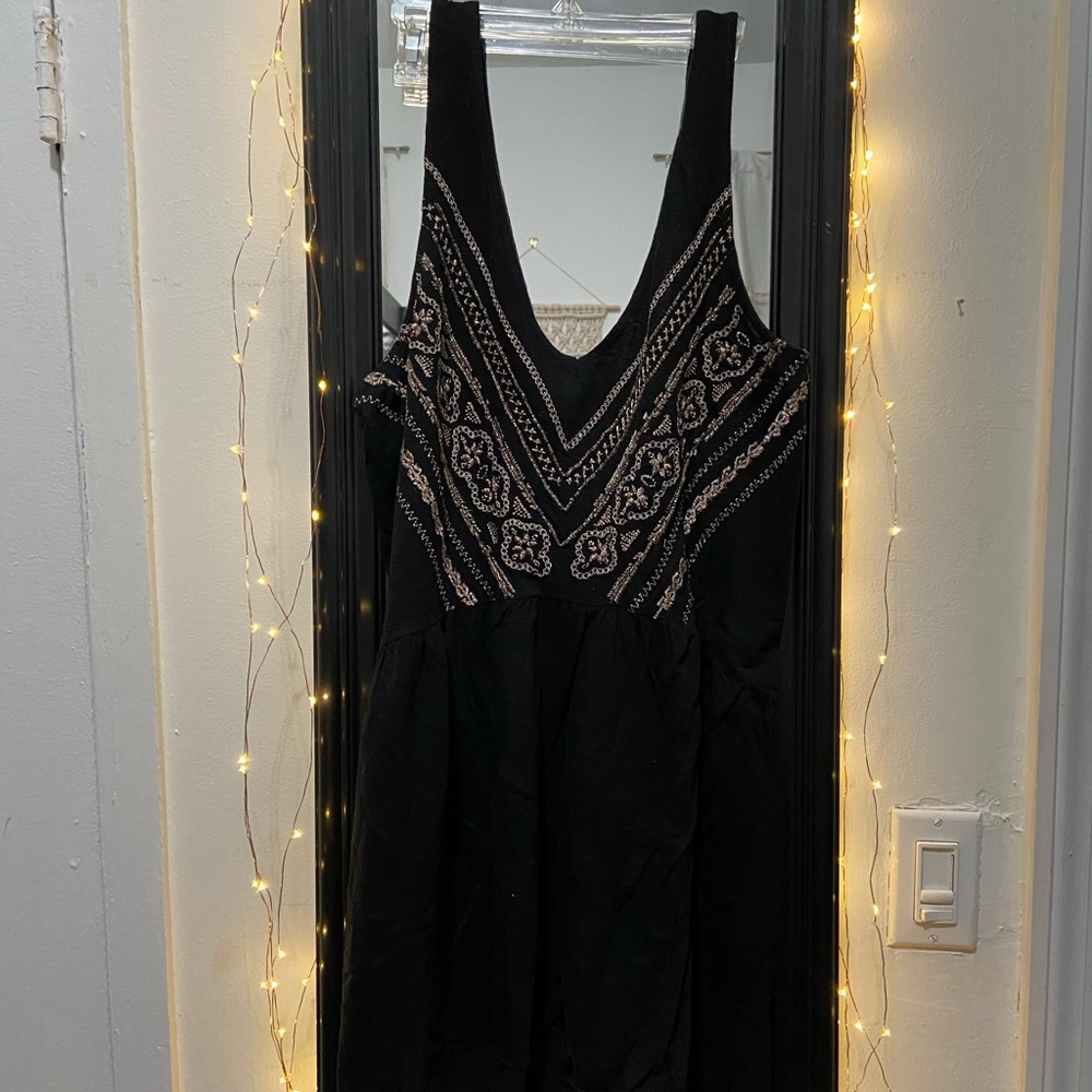 Ecote Embroidered Tunic Tank Top
